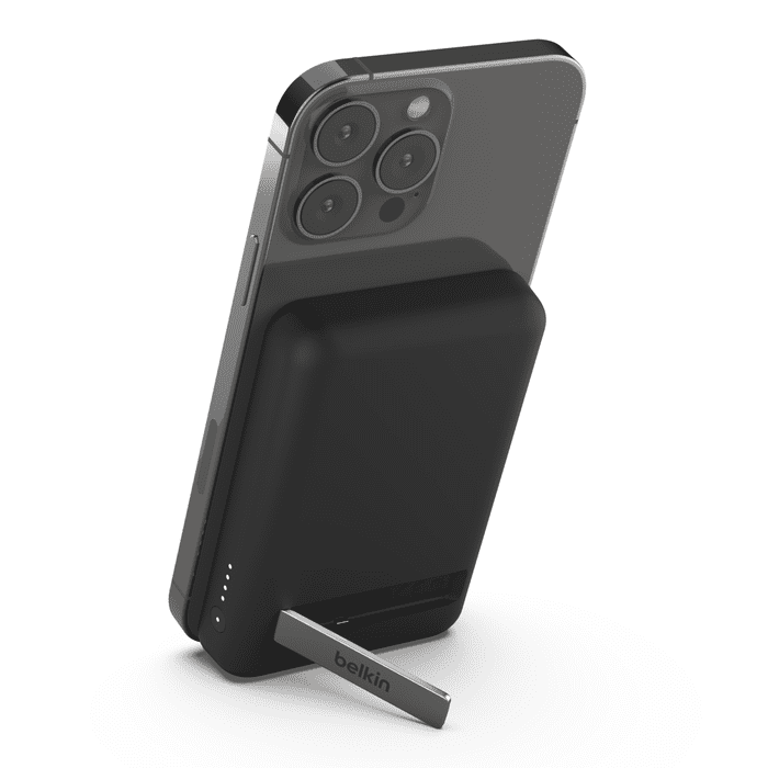 باور بنك Belkin BoostCharge مغناطيسي لاسلكي 5,000 مللي أمبير مع حامل - أسود