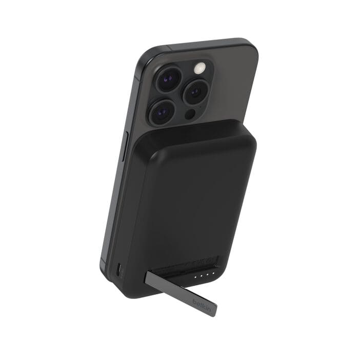 باور بنك Belkin BoostCharge Pro المغناطيسي بتقنية Qi2 بقدرة 15 واط وسعة 10,000 مللي أمبير - أسود