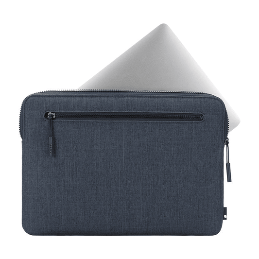 جراب Incase Compact المصنوع من الصوف الصناعي لجهاز MacBook Pro مقاس 14 بوصة - كحلي