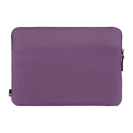 جراب Incase Compact بخامة Flight Nylon لأجهزة MacBook Pro مقاس 16 بوصة (2016-2024) - موف