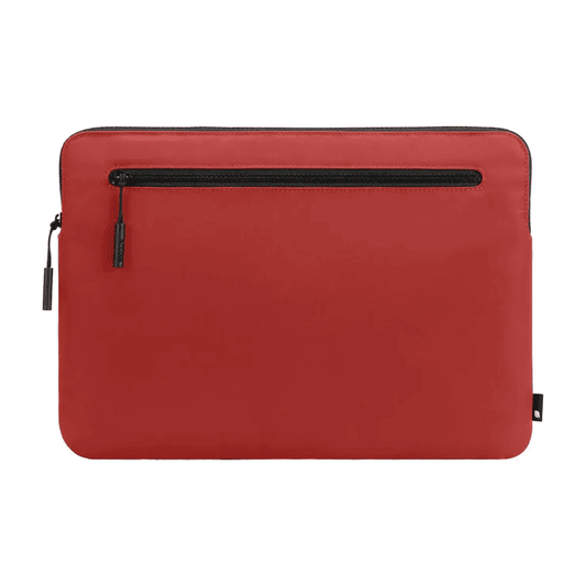 جراب Incase Compact بخامة Flight Nylon لأجهزة MacBook Pro مقاس 16 بوصة (2016-2024) - برتقالي