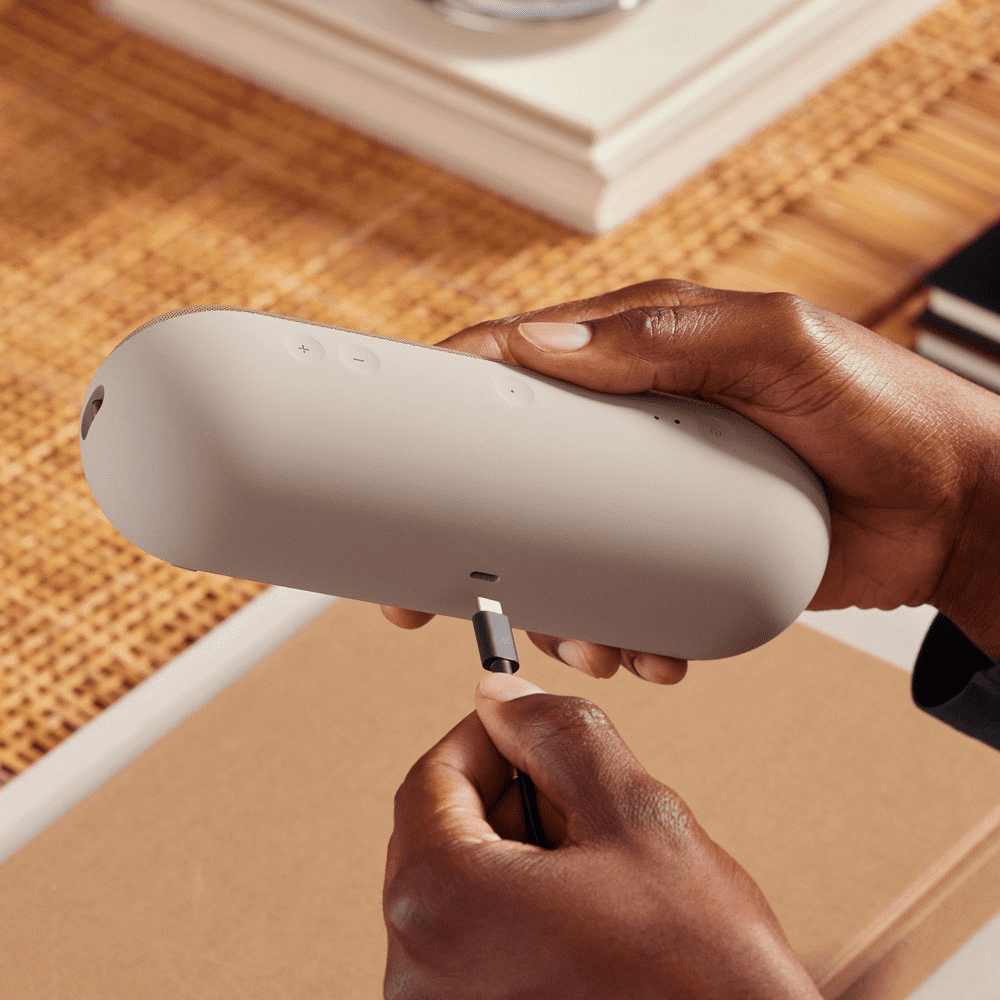 Beats Pill - Champagne Gold tradeline 5
