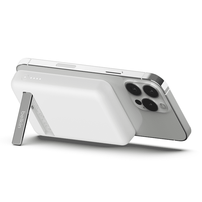 Belkin BoostCharge Magnetic Wireless Power Bank 5K + Stand - White