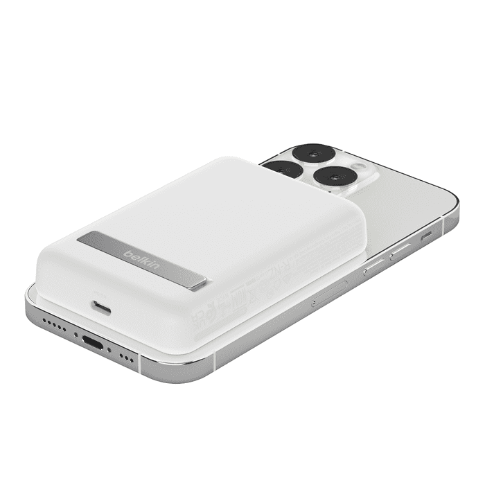 Belkin BoostCharge Magnetic Wireless Power Bank 5K + Stand - White