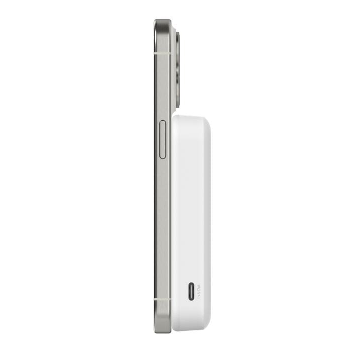 باور بنك Belkin BoostCharge Pro المغناطيسي بتقنية Qi2 بقدرة 15 واط وسعة 8,000 مللي أمبير - أبيض