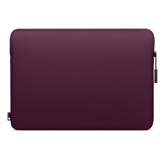 جراب Incase Compact المصنوع من النايلون المقاوم للعوامل الجوية لأجهزة MacBook Pro 15 و 16 بوصة - لون باذنجاني