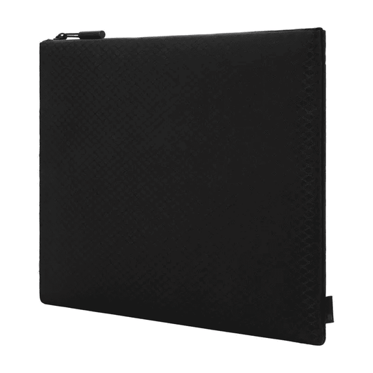 جراب Incase المسطح لجهاز MacBook Pro مقاس 16 بوصة - أسود