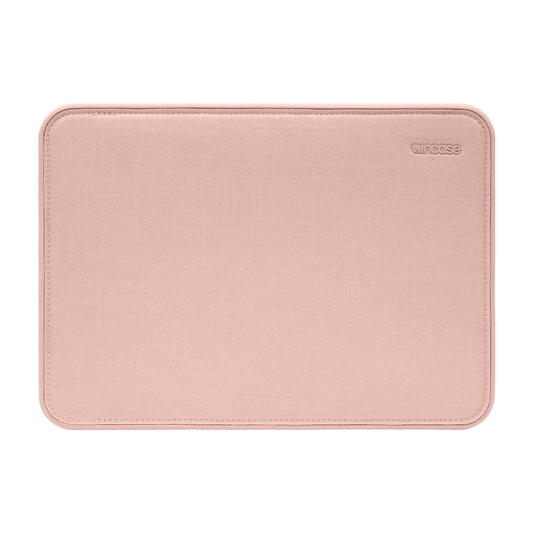 جراب Incase Slim من خامة Woolenex لأجهزة MacBook Pro وMacBook Air مقاس 13 بوصة (2016-2024) - وردي