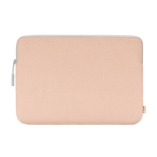 جراب Incase Slim من خامة Woolenex لأجهزة MacBook Pro وMacBook Air مقاس 13 بوصة (2016-2024) - وردي